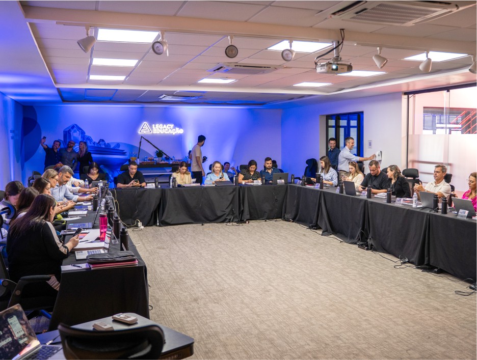 Empresários em mentoria presencial do Programa Legado Empresarial
